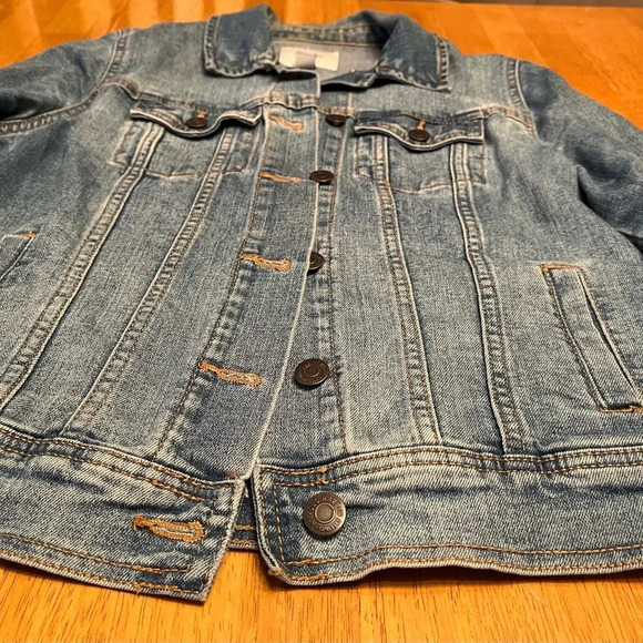 Old Navy denim jacket, size small - Picture 2 of 7
